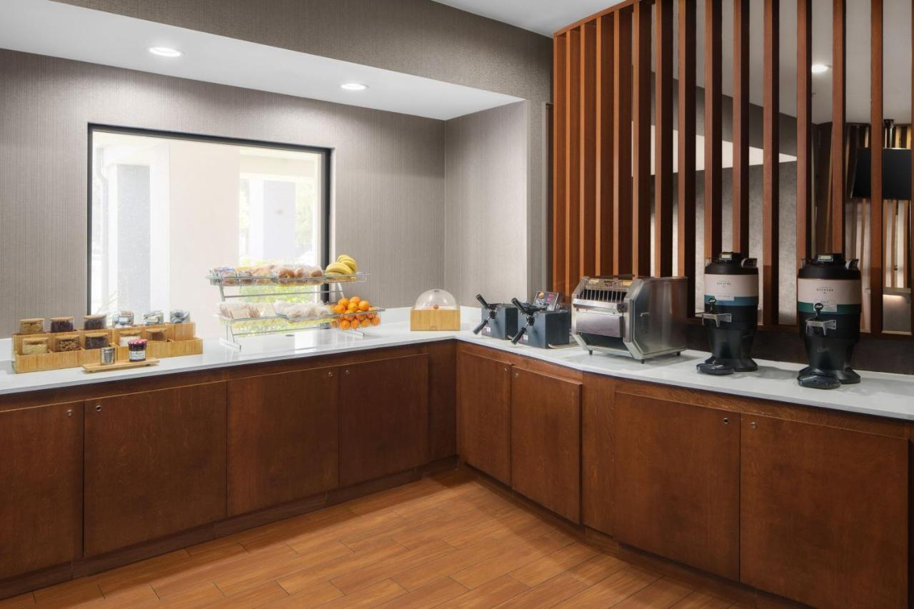 Springhill Suites Pasadena Аркадия Екстериор снимка
